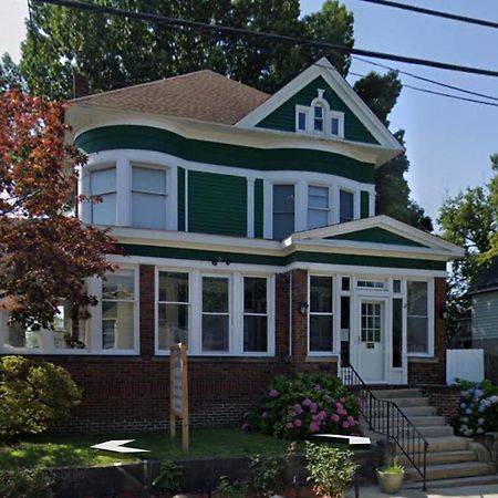 5 Star Victorian Mansion-Downtown No Locals Bed and Breakfast Erie Buitenkant foto