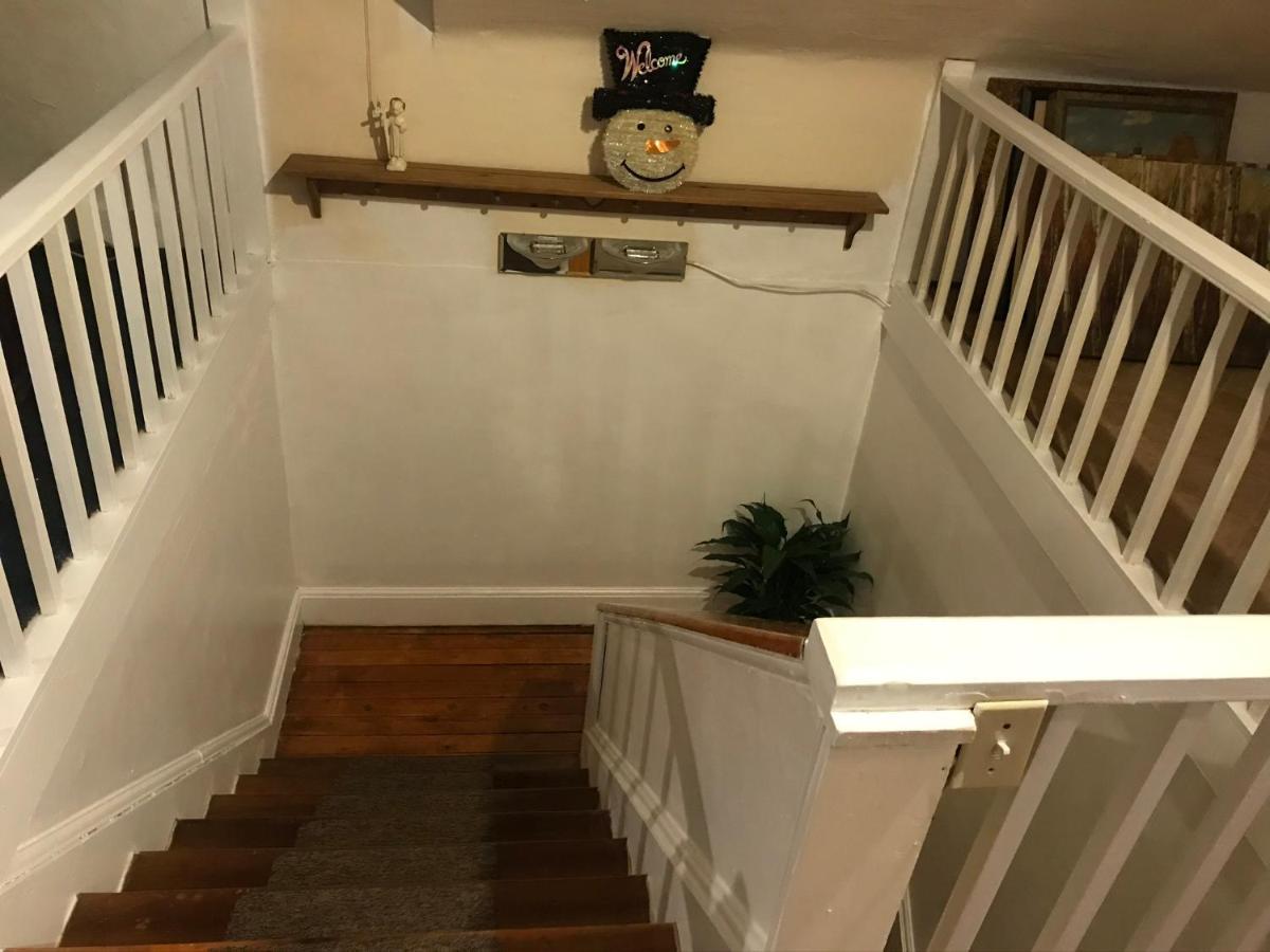 5 Star Victorian Mansion-Downtown No Locals Bed and Breakfast Erie Buitenkant foto
